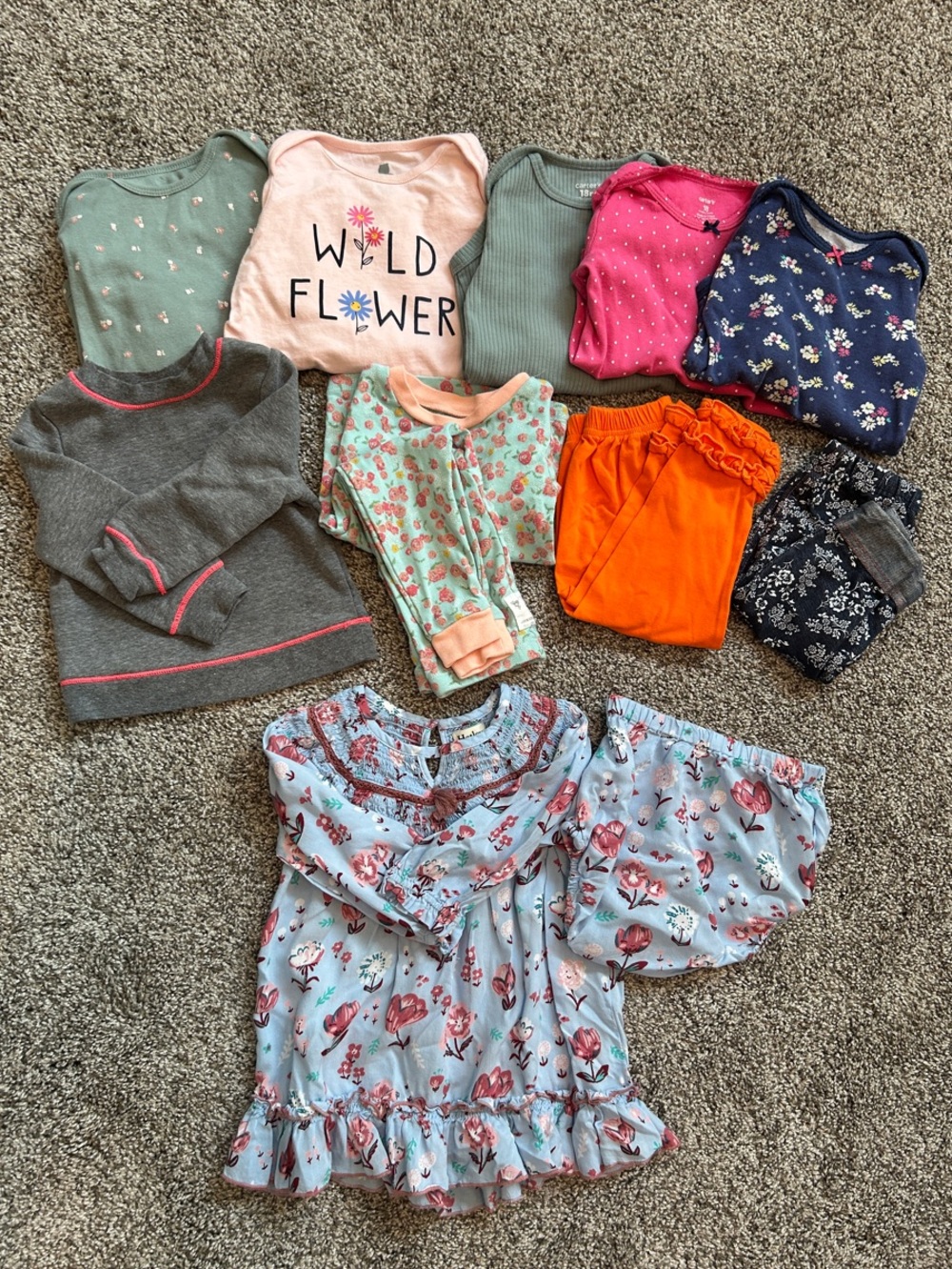Lot of size 18 month toddler girl clothes